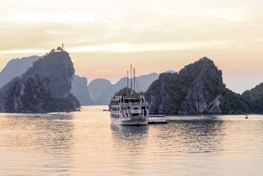 7 Days in Vietnam: Ultimate 7-Day Itinerary, Tips & Packing Guide