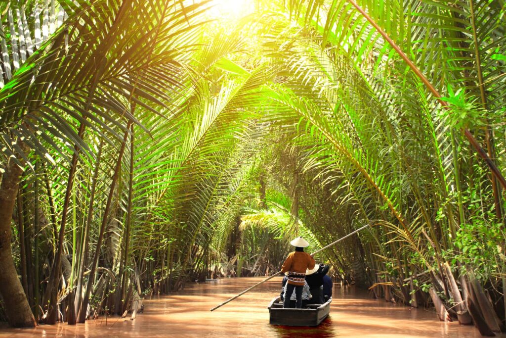 Mekong Delta Boat Tour: The Ultimate Guide to Vietnam’s River Life Adventure