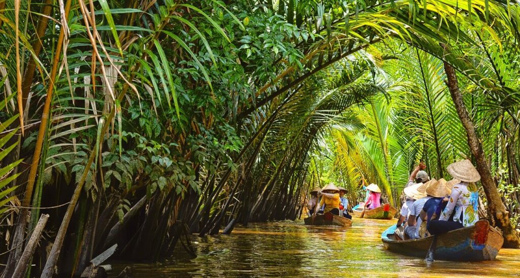 Mekong Delta Boat Tour: The Ultimate Guide to Vietnam’s River Life Adventure