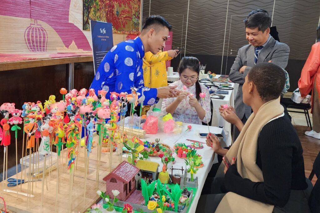 Vietnam Cultural Experiences: Exploring the Rich Heritage of Ethnic Groups in the Digital Era