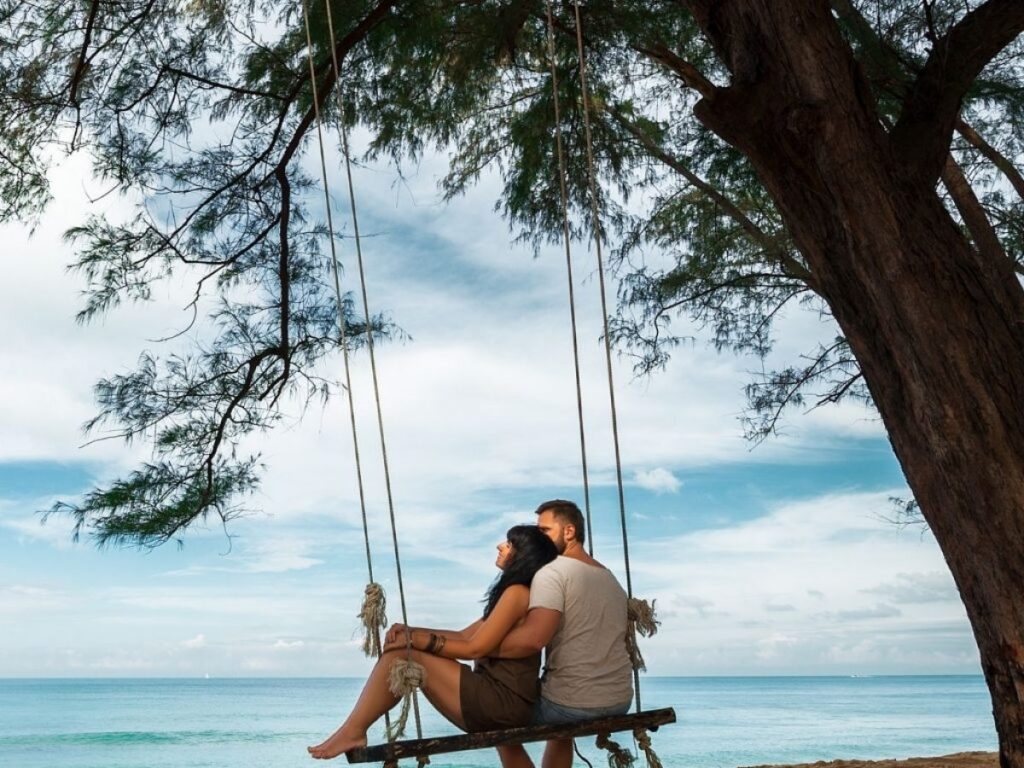 Vietnam Honeymoon: Ultimate Guide to the Top 5 Romantic Destinations, Planning & Tips