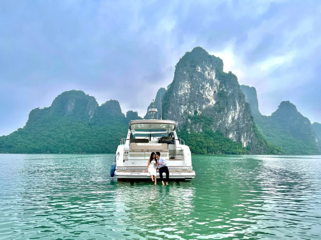 Vietnam Honeymoon: Ultimate Guide to the Top 5 Romantic Destinations, Planning & Tips