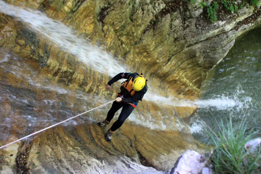 Canyoning in Vietnam – The ultimate adventure for thrill seekers