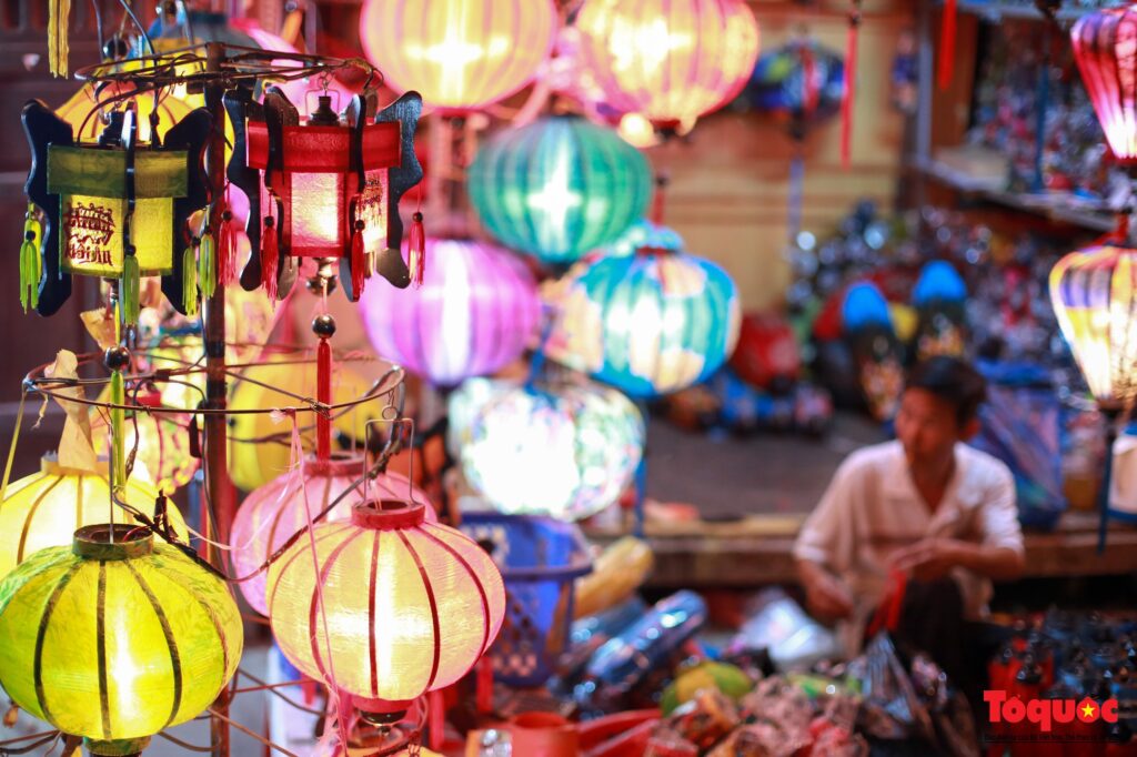 Lantern making Hoi An: A timeless cultural experience for global travelers