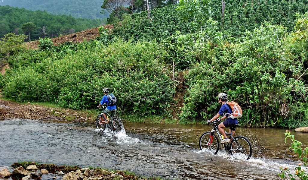 Mountain biking Vietnam – The ultimate adventure through nature and culture