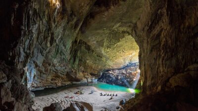 Vietnam caving adventure: Discover nature’s hidden masterpieces beneath the Earth