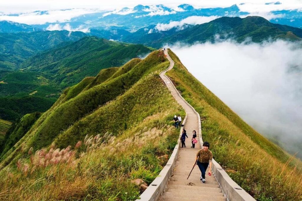 Experience the best Vietnam hiking tours: A complete guide to nature, culture, and adventure