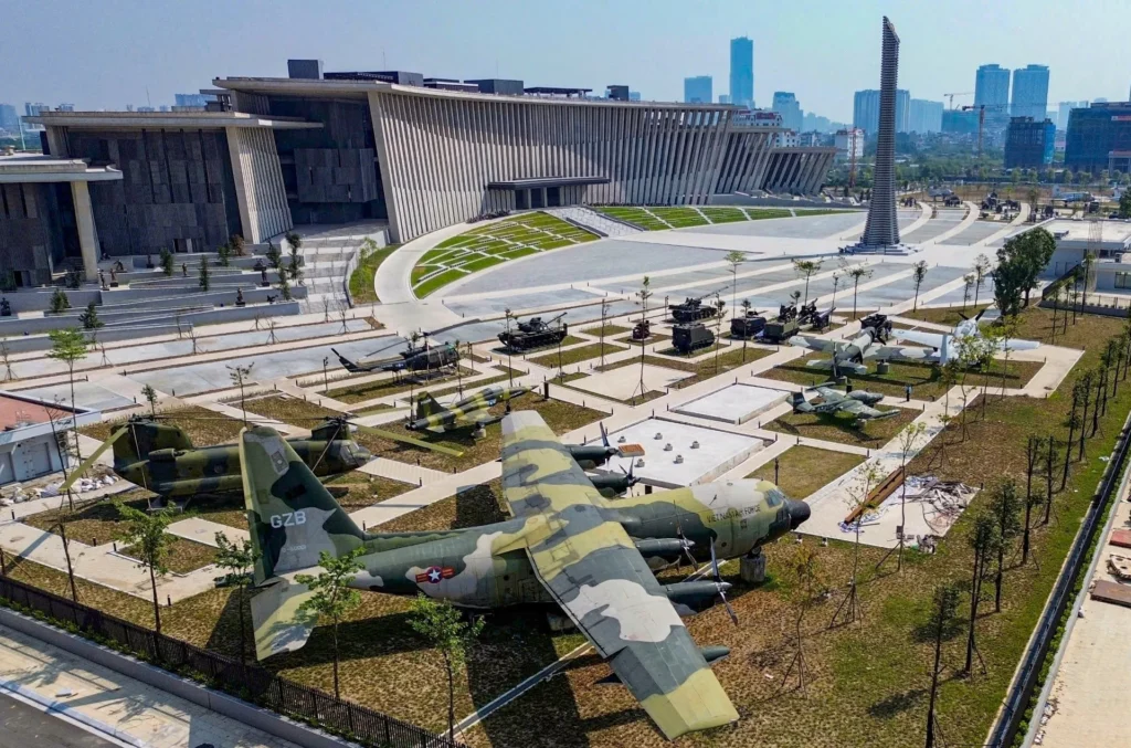 Vietnam history tour: Walk through the pages of a resilient nation