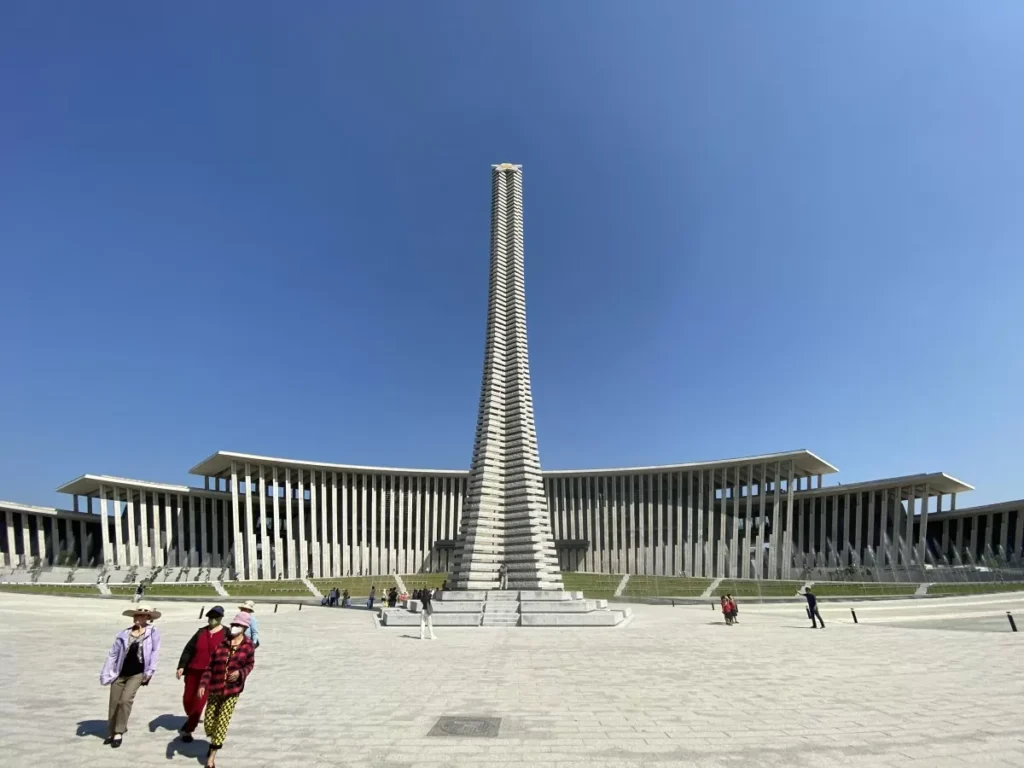 Vietnam history tour: Walk through the pages of a resilient nation